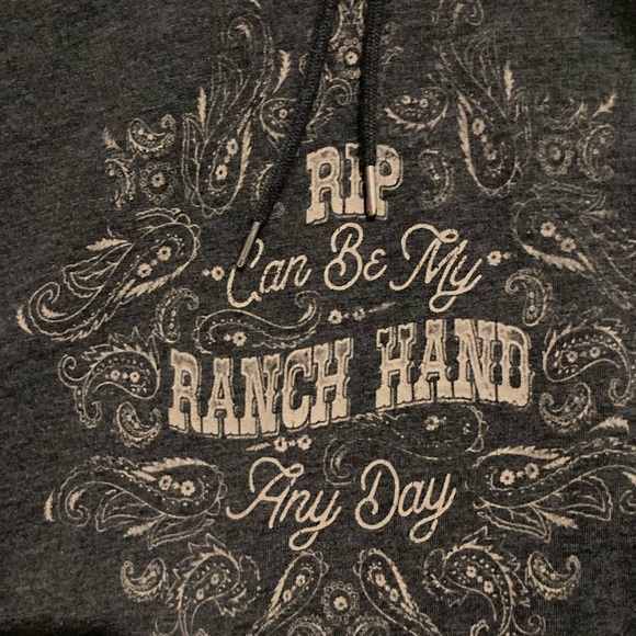 Yellowstone by Wrangler Ladies Dutton Ranch Cropped Sweatshirt Size XXL - Picture 3 of 13